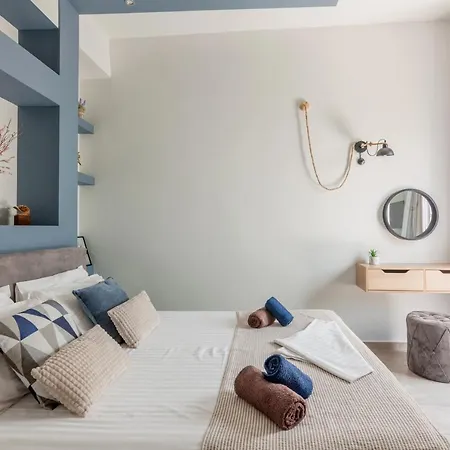 Avra In Center - 50m To Apartman Herszonisszosz