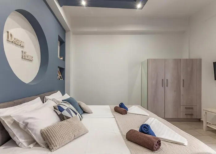 Avra In Center - 50m To Apartament