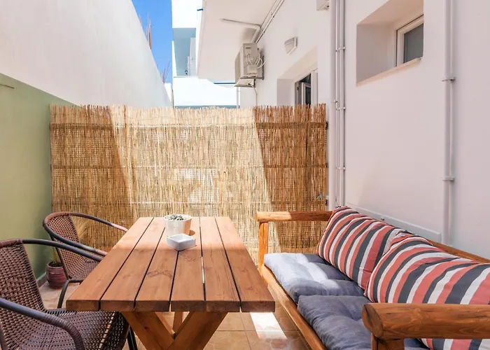 Avra In Center - 50m To