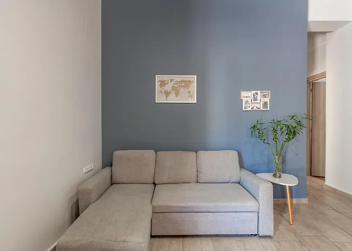 Avra In Center - 50m To