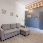 Apartment Avra In Center - 50m To *