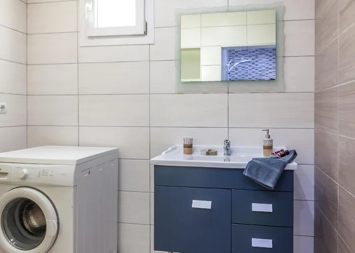 Appartamento Avra In Center - 50m To