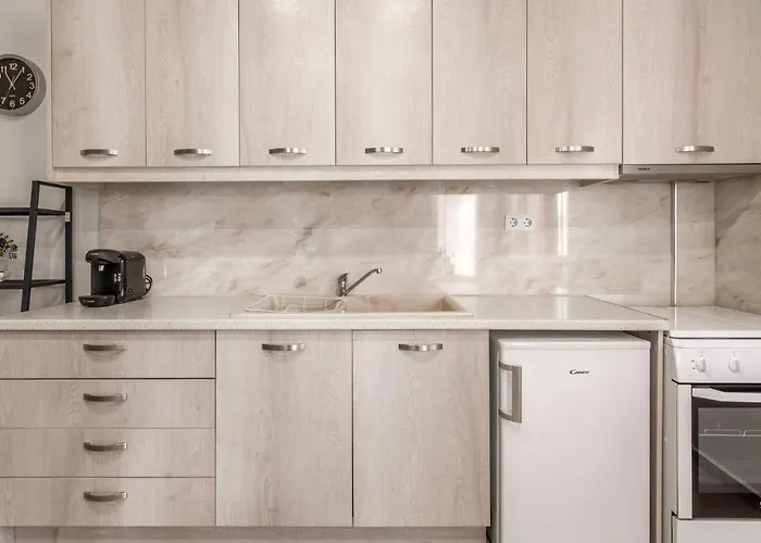 Avra In Center - 50m To Appartamento *