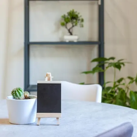 Avra In Center - 50m To *