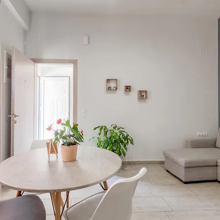 Avra In Center - 50m To *