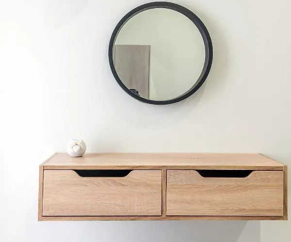 Avra In Center - 50m To شقة خيرسونِسوس